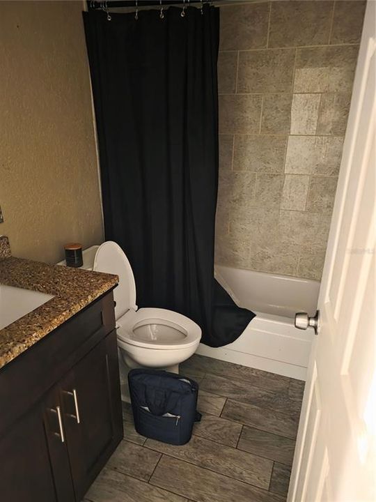 For Sale: $130,000 (2 beds, 2 baths, 1139 Square Feet)