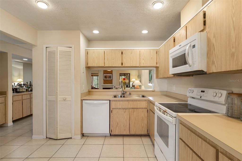 En Venta: $199,000 (2 camas, 2 baños, 1184 Pies cuadrados)