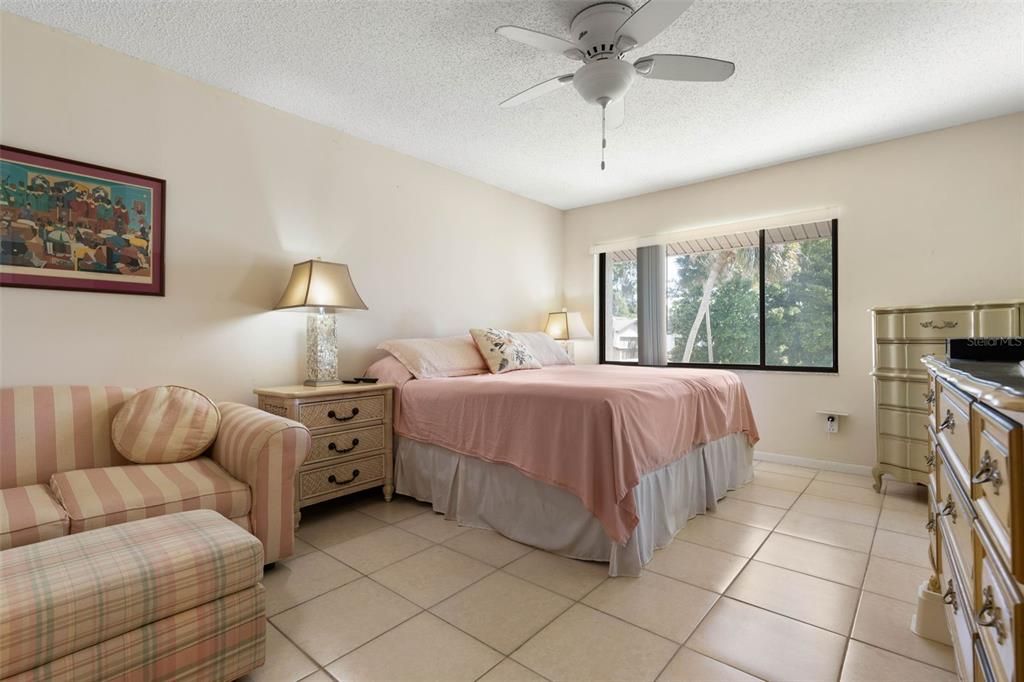 En Venta: $199,000 (2 camas, 2 baños, 1184 Pies cuadrados)
