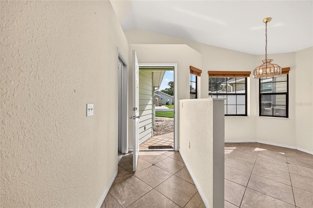 En Venta: $187,900 (2 camas, 2 baños, 1204 Pies cuadrados)