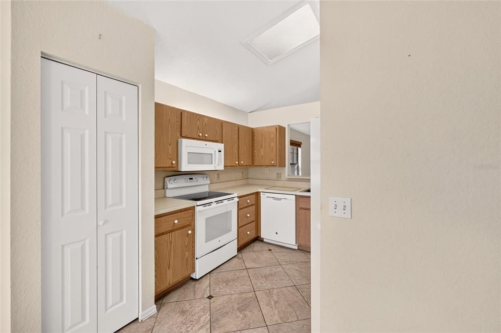 En Venta: $187,900 (2 camas, 2 baños, 1204 Pies cuadrados)