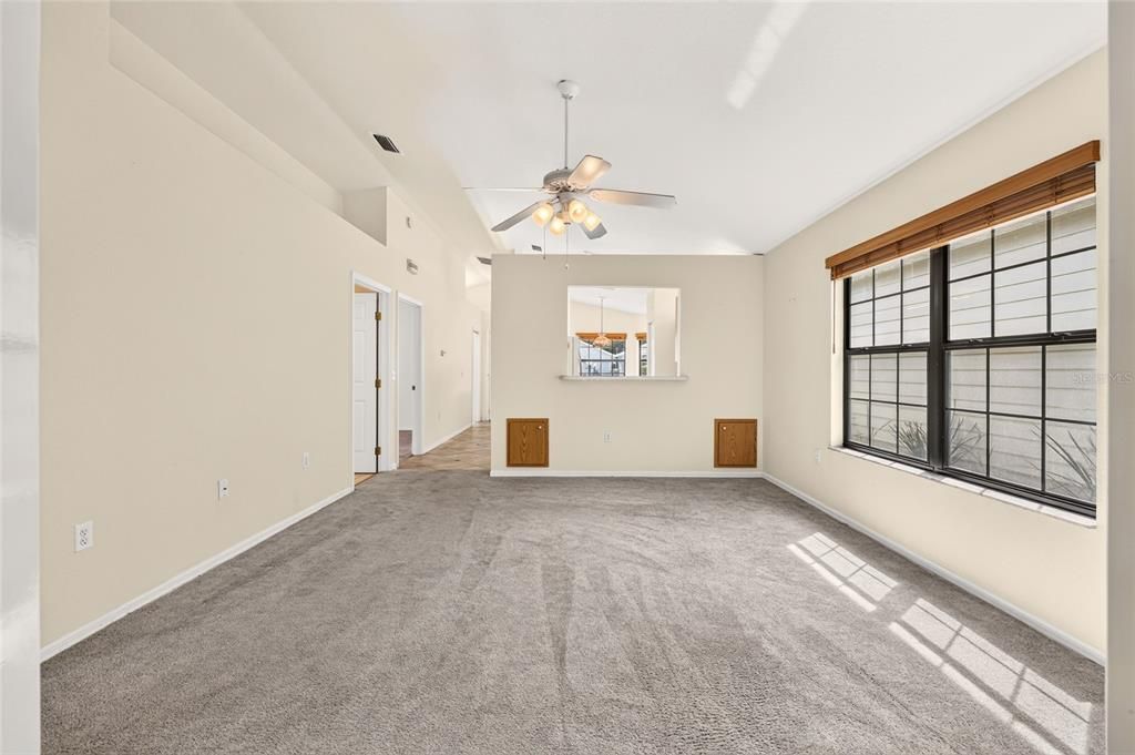 En Venta: $187,900 (2 camas, 2 baños, 1204 Pies cuadrados)