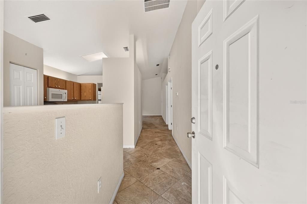 En Venta: $187,900 (2 camas, 2 baños, 1204 Pies cuadrados)