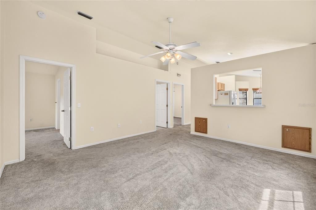 En Venta: $187,900 (2 camas, 2 baños, 1204 Pies cuadrados)