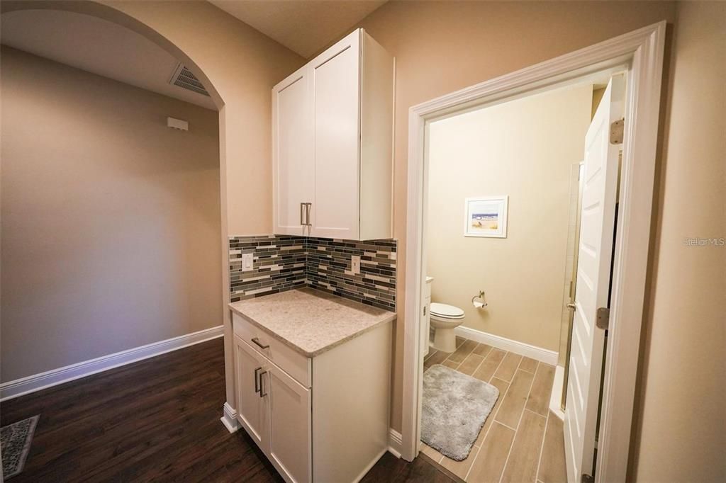 For Rent: $3,350 (4 beds, 3 baths, 2117 Square Feet)
