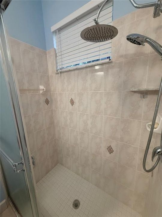For Sale: $313,000 (2 beds, 2 baths, 1844 Square Feet)