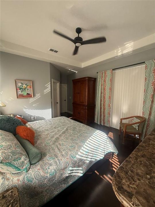 For Sale: $313,000 (2 beds, 2 baths, 1844 Square Feet)
