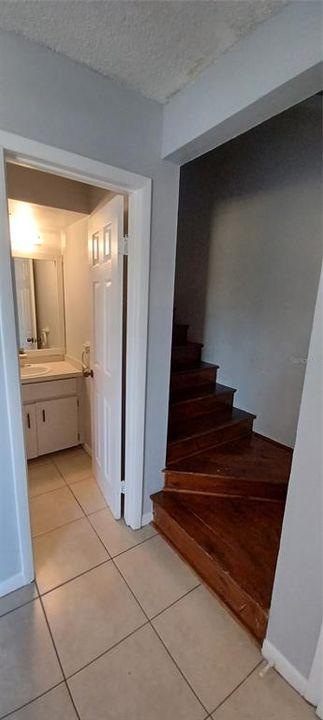 В аренду: $1,600 (2 спален, 2 ванн, 1142 Квадратных фут)