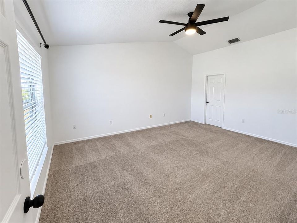 待售: $369,990 (3 贝兹, 2 浴室, 1638 平方英尺)