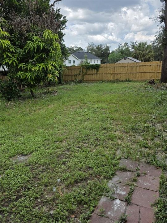 На продажу: $395,000 (3 спален, 2 ванн, 1569 Квадратных фут)