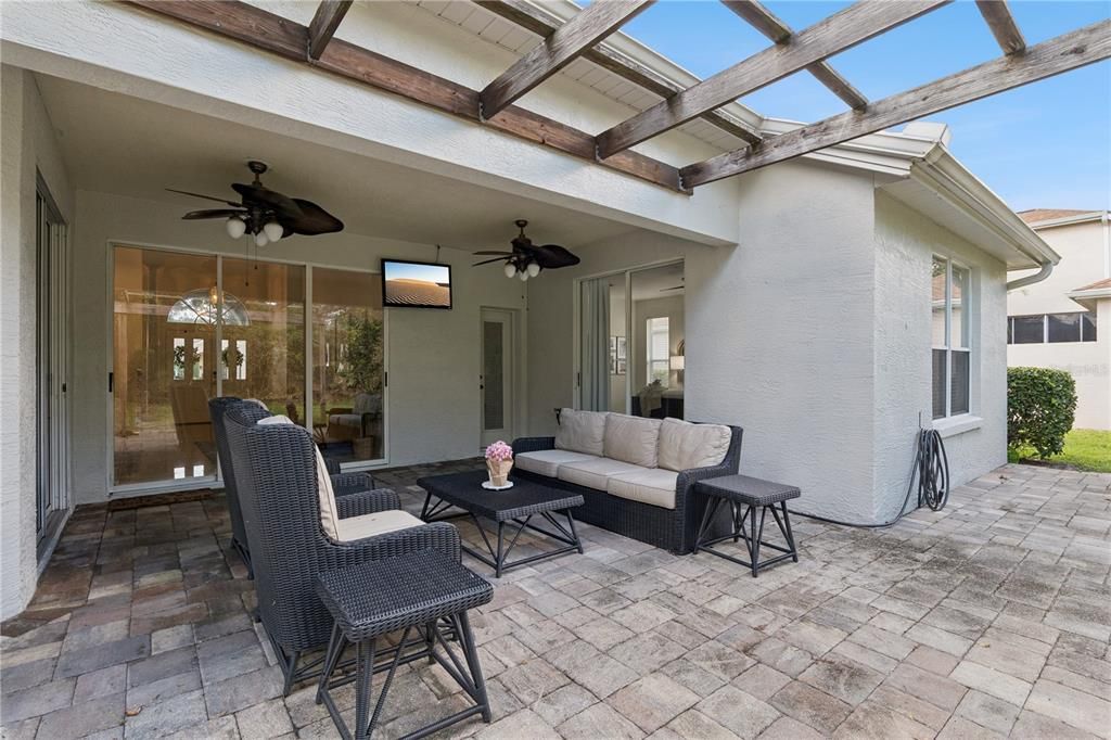 For Sale: $535,000 (3 beds, 3 baths, 3117 Square Feet)