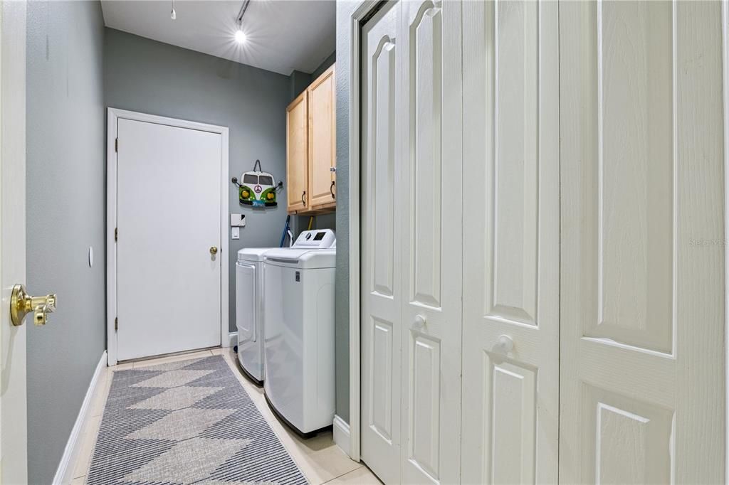 For Sale: $535,000 (3 beds, 3 baths, 3117 Square Feet)