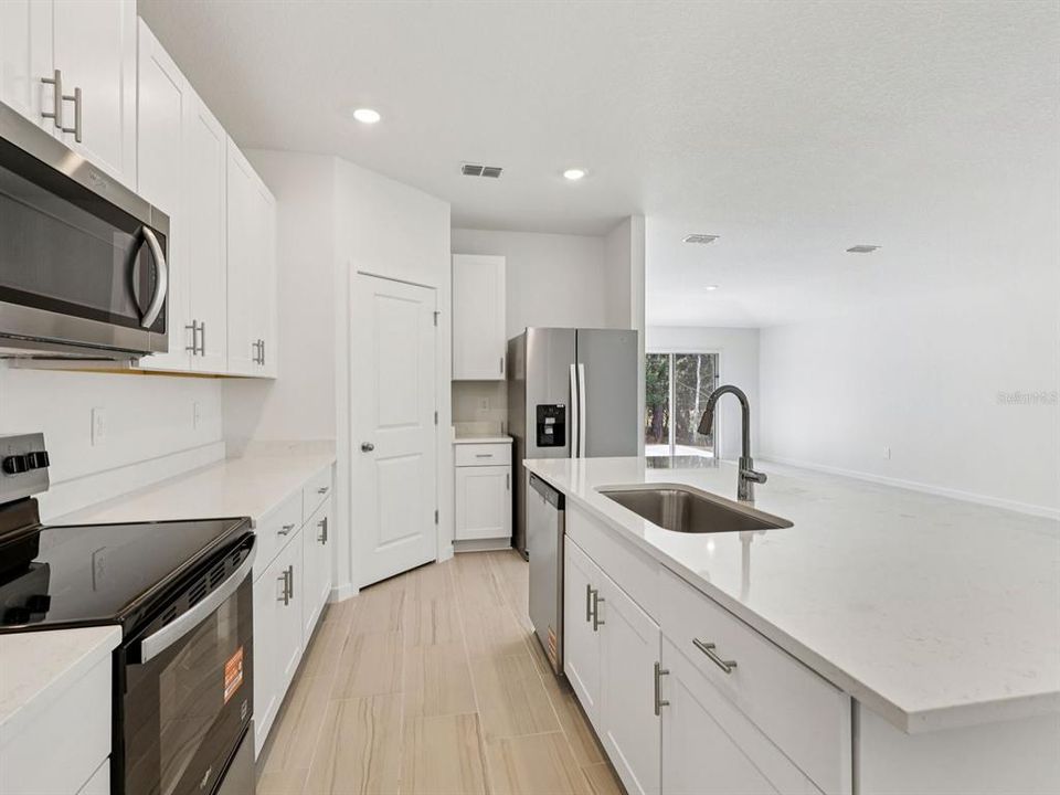 For Sale: $309,990 (3 beds, 2 baths, 1483 Square Feet)