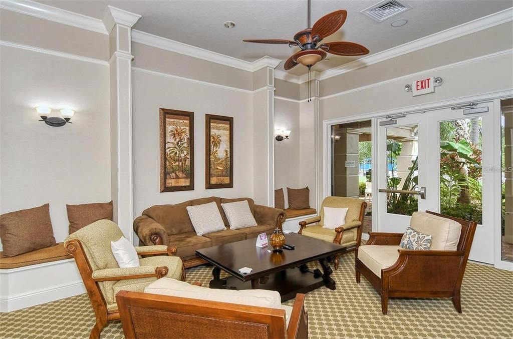 For Sale: $389,900 (2 beds, 2 baths, 2057 Square Feet)