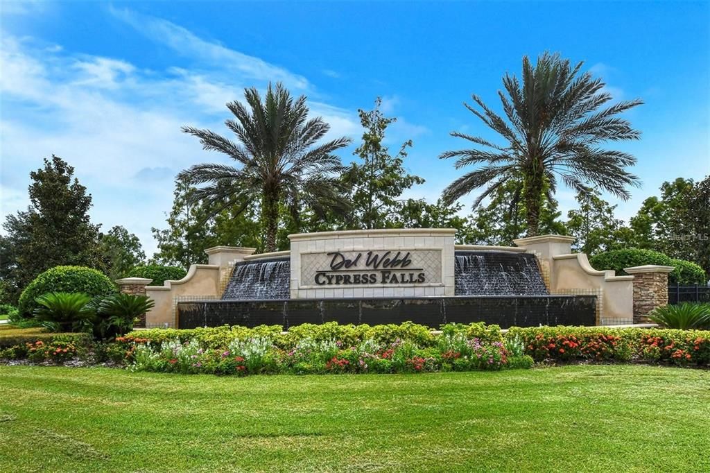 For Sale: $389,900 (2 beds, 2 baths, 2057 Square Feet)