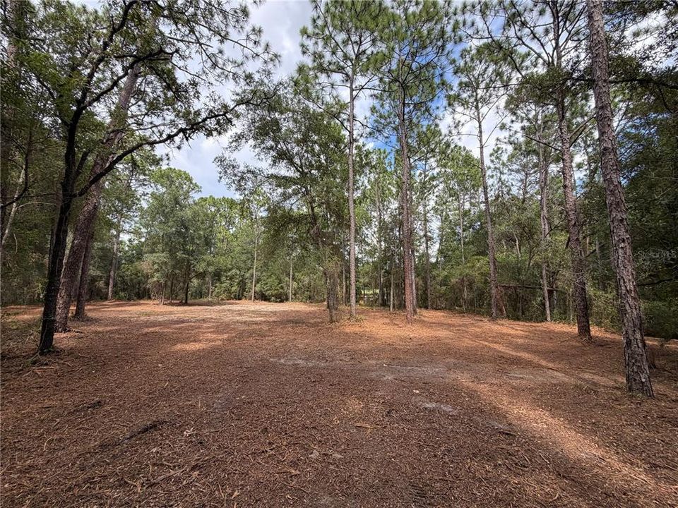На продажу: $120,000 (2.50 acres)