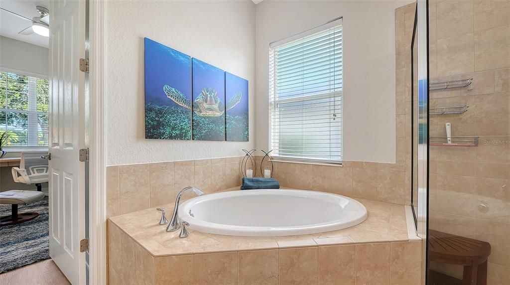 For Sale: $879,000 (4 beds, 2 baths, 2460 Square Feet)