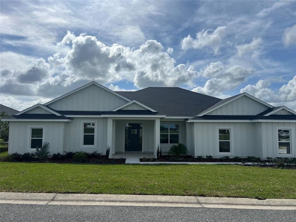 For Sale: $554,950 (4 beds, 2 baths, 2331 Square Feet)
