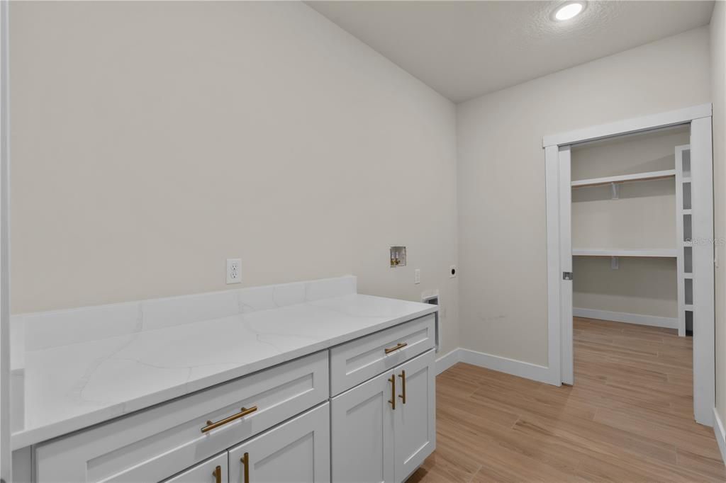 For Sale: $554,950 (4 beds, 2 baths, 2331 Square Feet)
