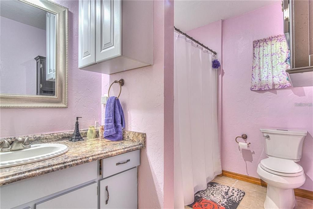 В аренду: $1,850 (2 спален, 2 ванн, 1400 Квадратных фут)