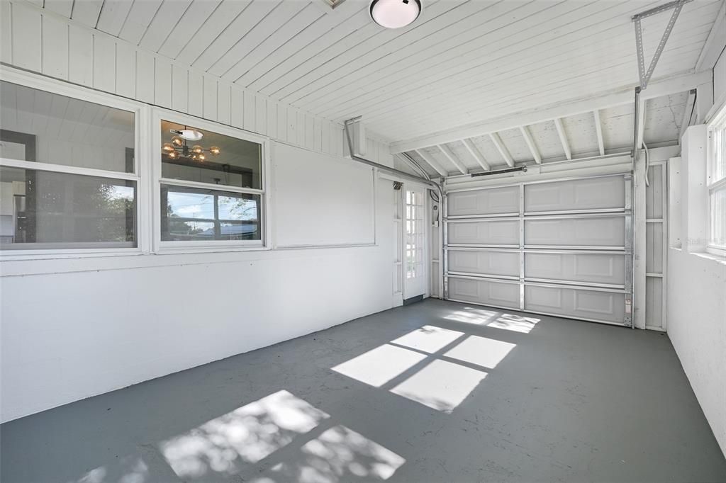 En Venta: $295,000 (2 camas, 1 baños, 1228 Pies cuadrados)