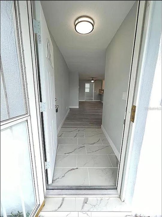 For Sale: $354,900 (3 beds, 2 baths, 1294 Square Feet)