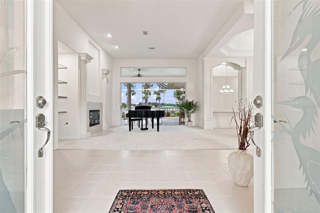 En Venta: $1,275,000 (4 camas, 3 baños, 3485 Pies cuadrados)