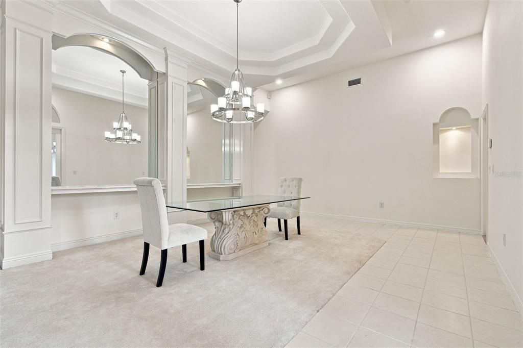 En Venta: $1,275,000 (4 camas, 3 baños, 3485 Pies cuadrados)