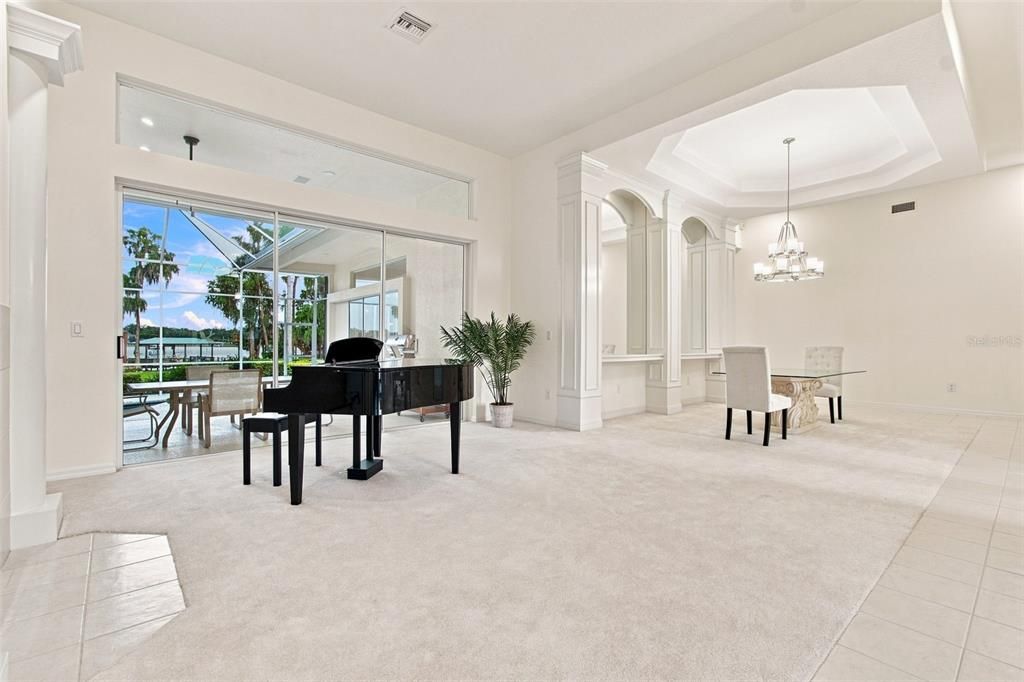 En Venta: $1,275,000 (4 camas, 3 baños, 3485 Pies cuadrados)
