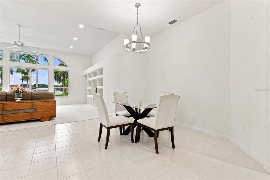 En Venta: $1,275,000 (4 camas, 3 baños, 3485 Pies cuadrados)