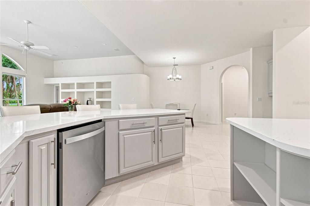 En Venta: $1,275,000 (4 camas, 3 baños, 3485 Pies cuadrados)