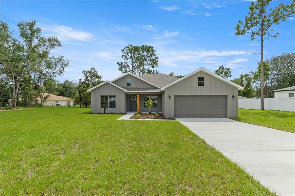 For Sale: $299,990 (3 beds, 2 baths, 1502 Square Feet)