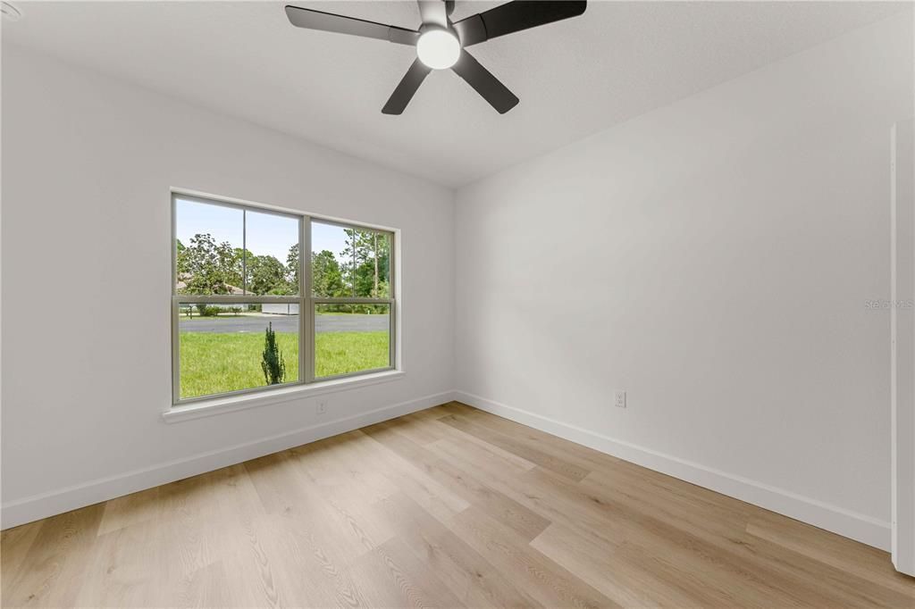 For Sale: $299,990 (3 beds, 2 baths, 1502 Square Feet)