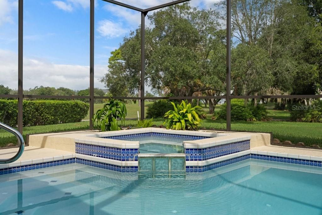 For Sale: $469,900 (3 beds, 3 baths, 2328 Square Feet)