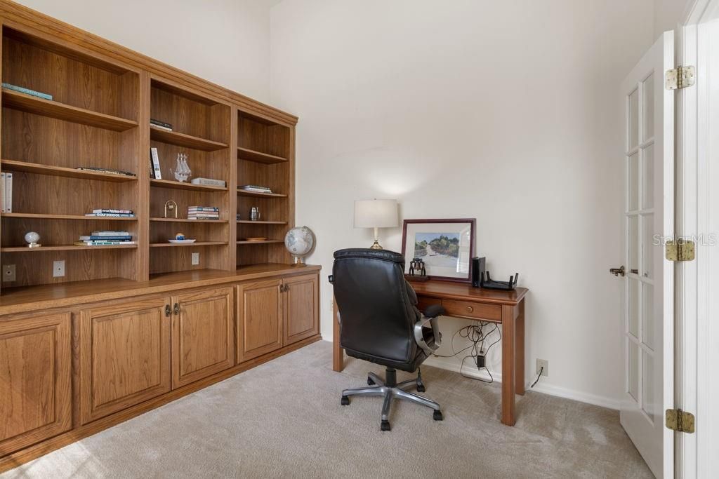 For Sale: $469,900 (3 beds, 3 baths, 2328 Square Feet)