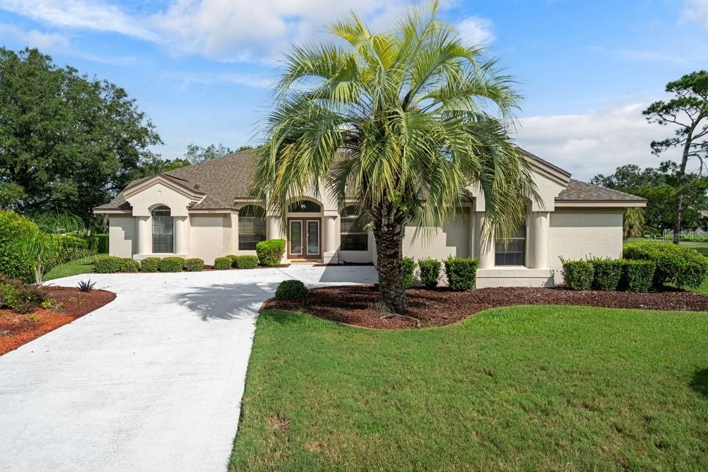 For Sale: $469,900 (3 beds, 3 baths, 2328 Square Feet)