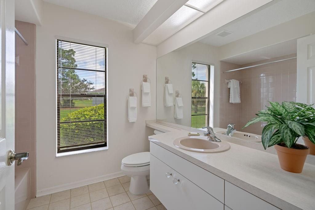 For Sale: $469,900 (3 beds, 3 baths, 2328 Square Feet)