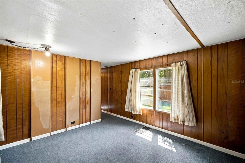 На продажу: $88,000 (3 спален, 1 ванн, 696 Квадратных фут)