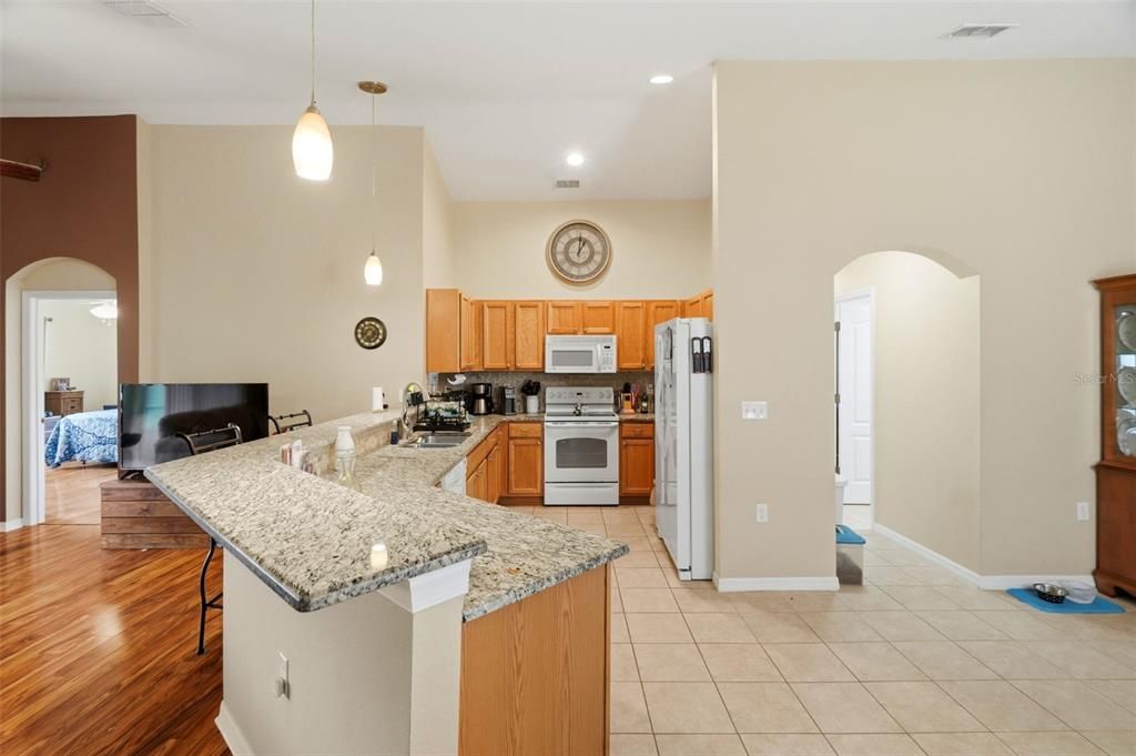 For Sale: $209,900 (3 beds, 2 baths, 1481 Square Feet)