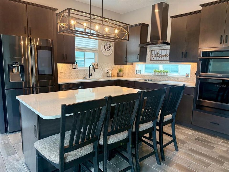 For Sale: $749,900 (4 beds, 3 baths, 2461 Square Feet)
