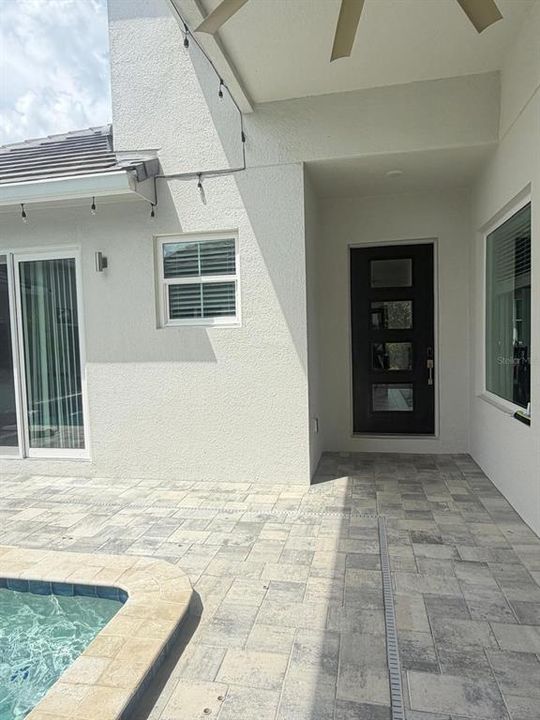 For Sale: $749,900 (4 beds, 3 baths, 2461 Square Feet)