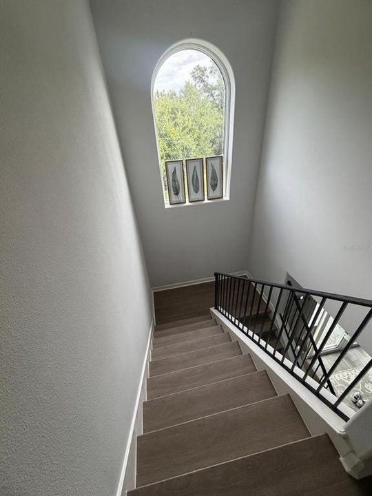 For Sale: $749,900 (4 beds, 3 baths, 2461 Square Feet)