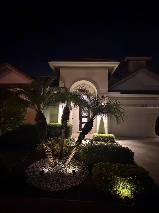 For Sale: $749,900 (4 beds, 3 baths, 2461 Square Feet)