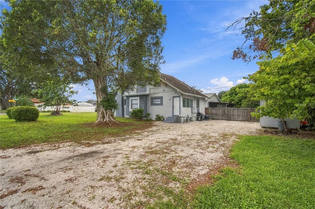 En Venta: $400,000 (3 camas, 0 baños, 1437 Pies cuadrados)