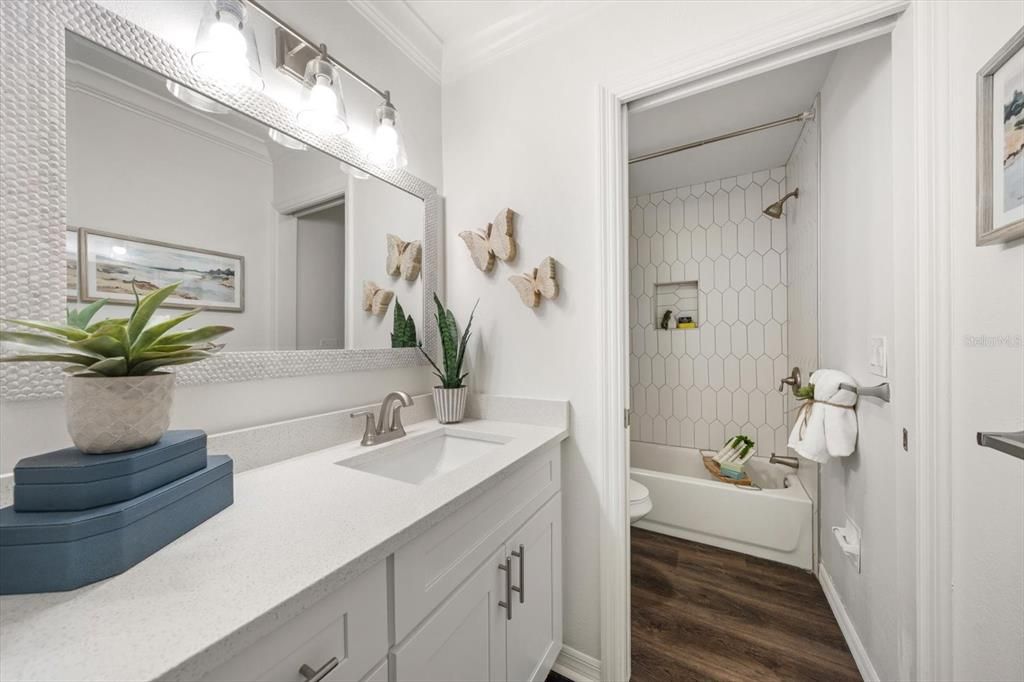 For Sale: $449,900 (2 beds, 2 baths, 1620 Square Feet)