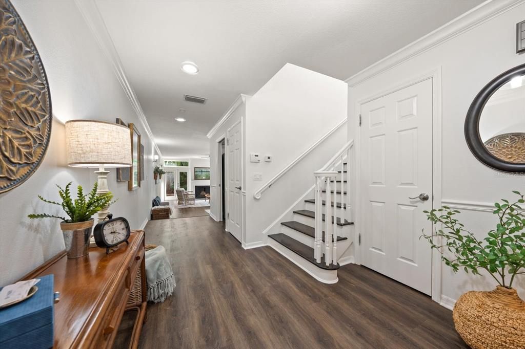For Sale: $449,900 (2 beds, 2 baths, 1620 Square Feet)