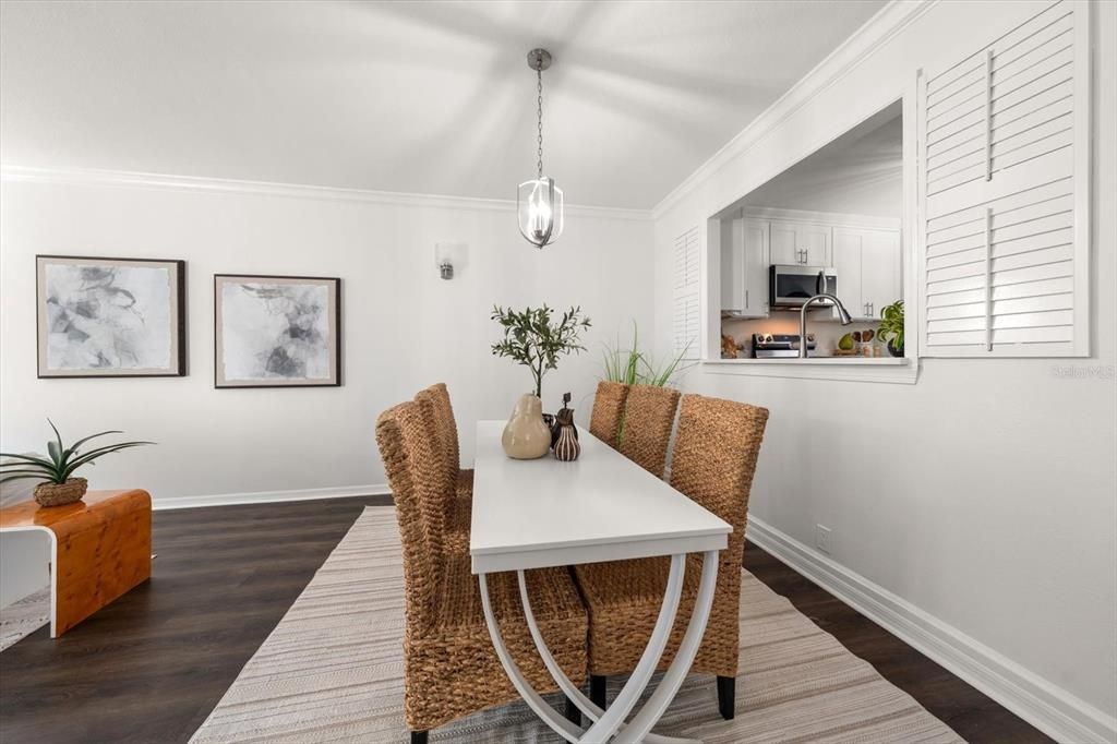 For Sale: $449,900 (2 beds, 2 baths, 1620 Square Feet)