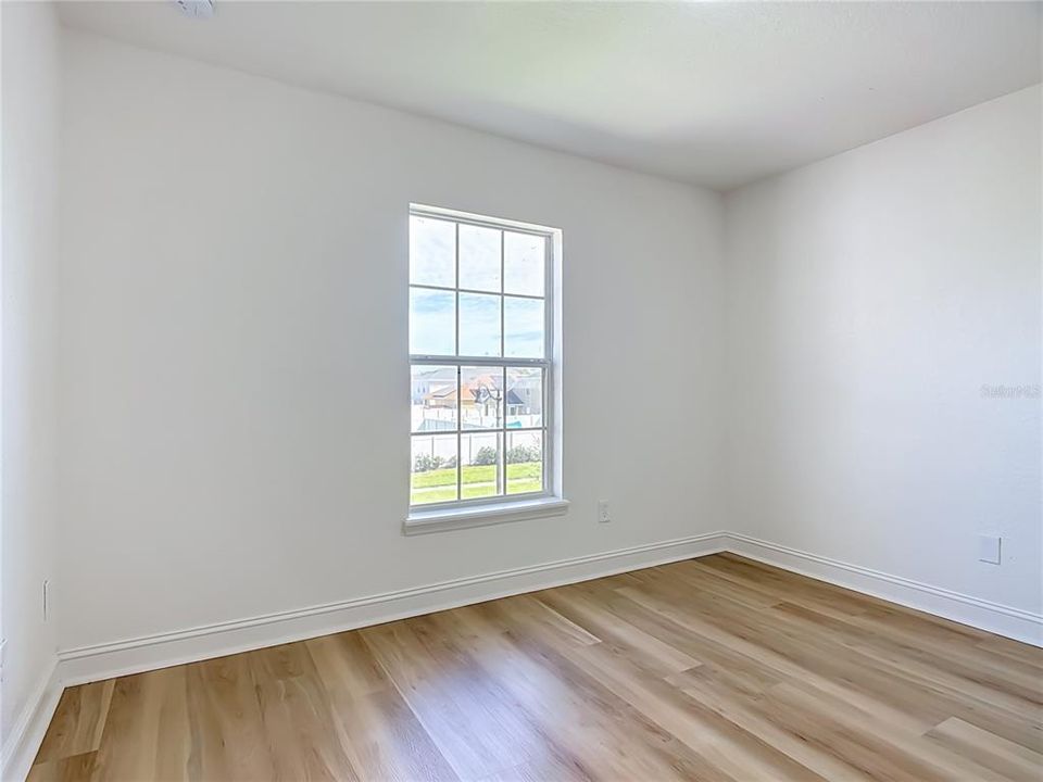 En Venta: $419,900 (4 camas, 2 baños, 2219 Pies cuadrados)
