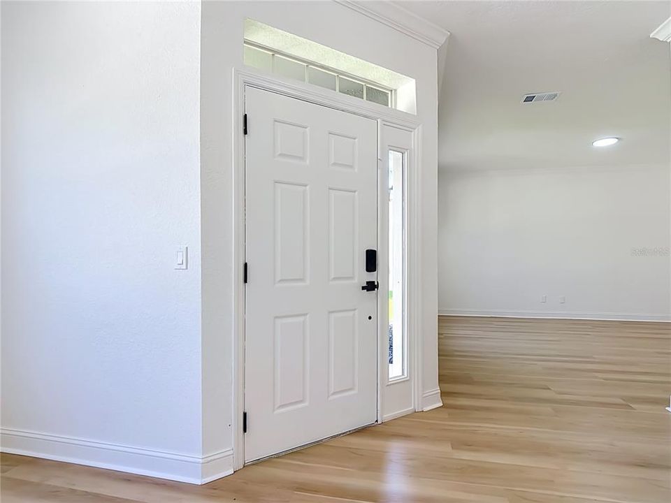 En Venta: $419,900 (4 camas, 2 baños, 2219 Pies cuadrados)