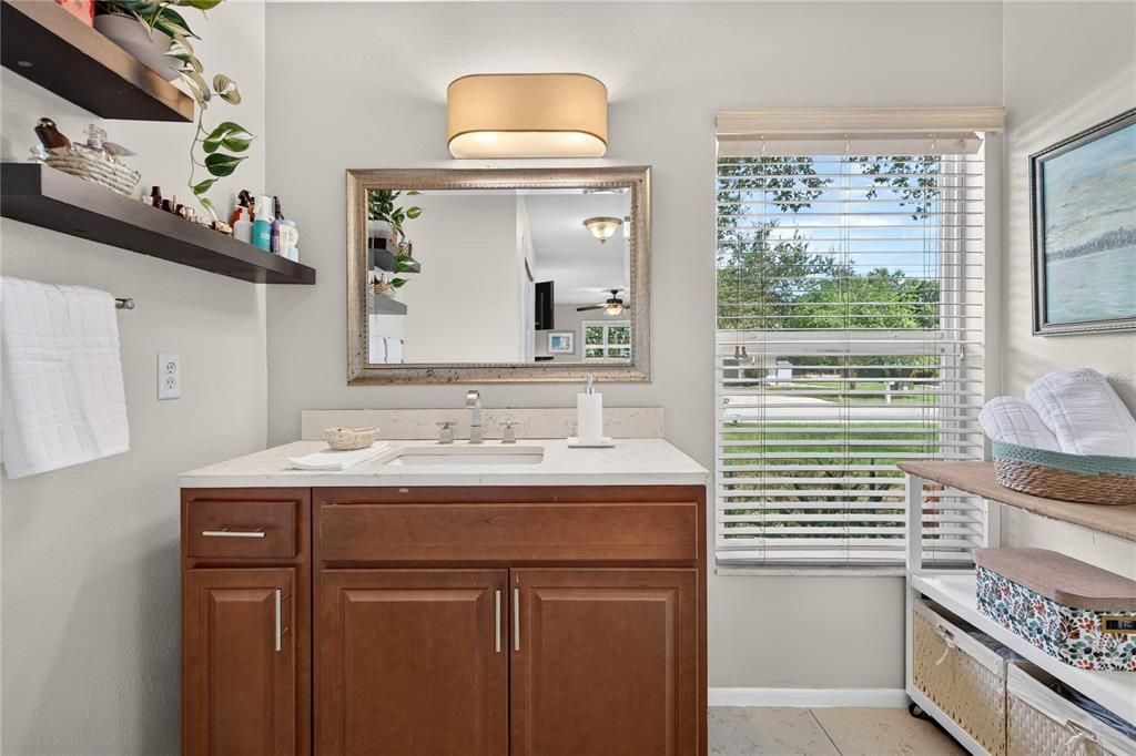 For Sale: $449,000 (2 beds, 2 baths, 1464 Square Feet)